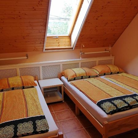 Karpatia Panzio Bed & Breakfast Esztergom Eksteriør bilde