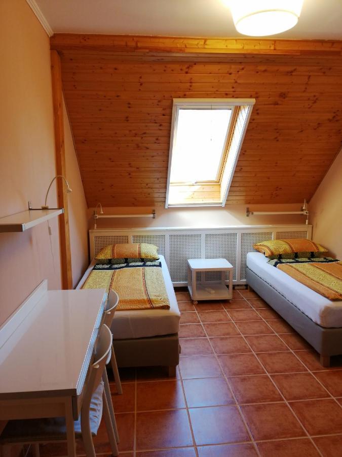 Karpatia Panzio Bed & Breakfast Esztergom Eksteriør bilde