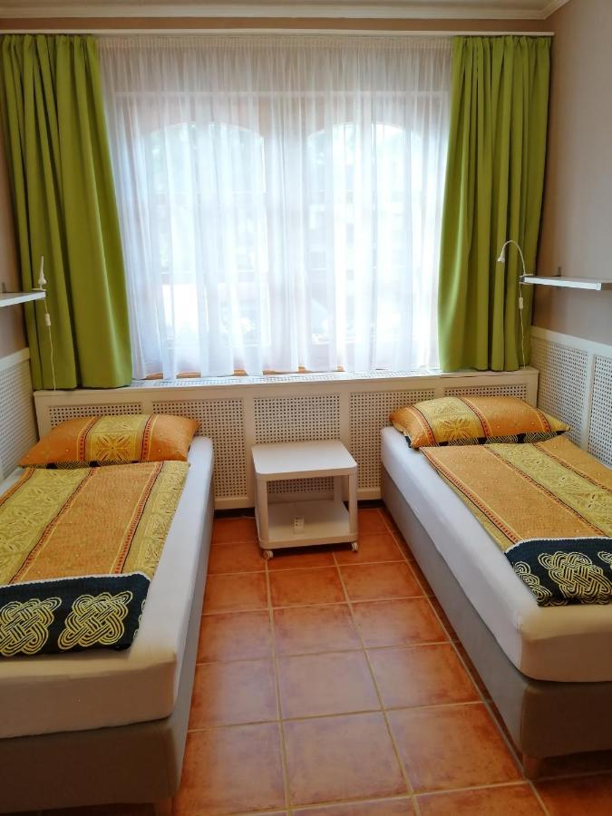 Karpatia Panzio Bed & Breakfast Esztergom Eksteriør bilde