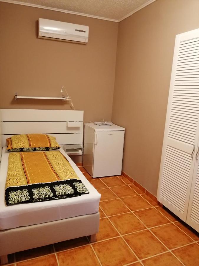 Karpatia Panzio Bed & Breakfast Esztergom Eksteriør bilde